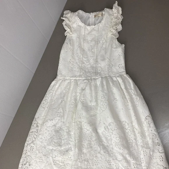 Altar’d State White Dress - Picture 5 of 8